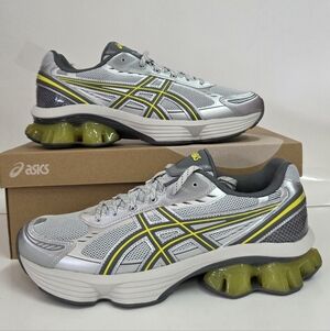 Asics Gel-Kinetic Fluent Glacier Grey Steel Grey Running Shoes Men 10 W. 11.5